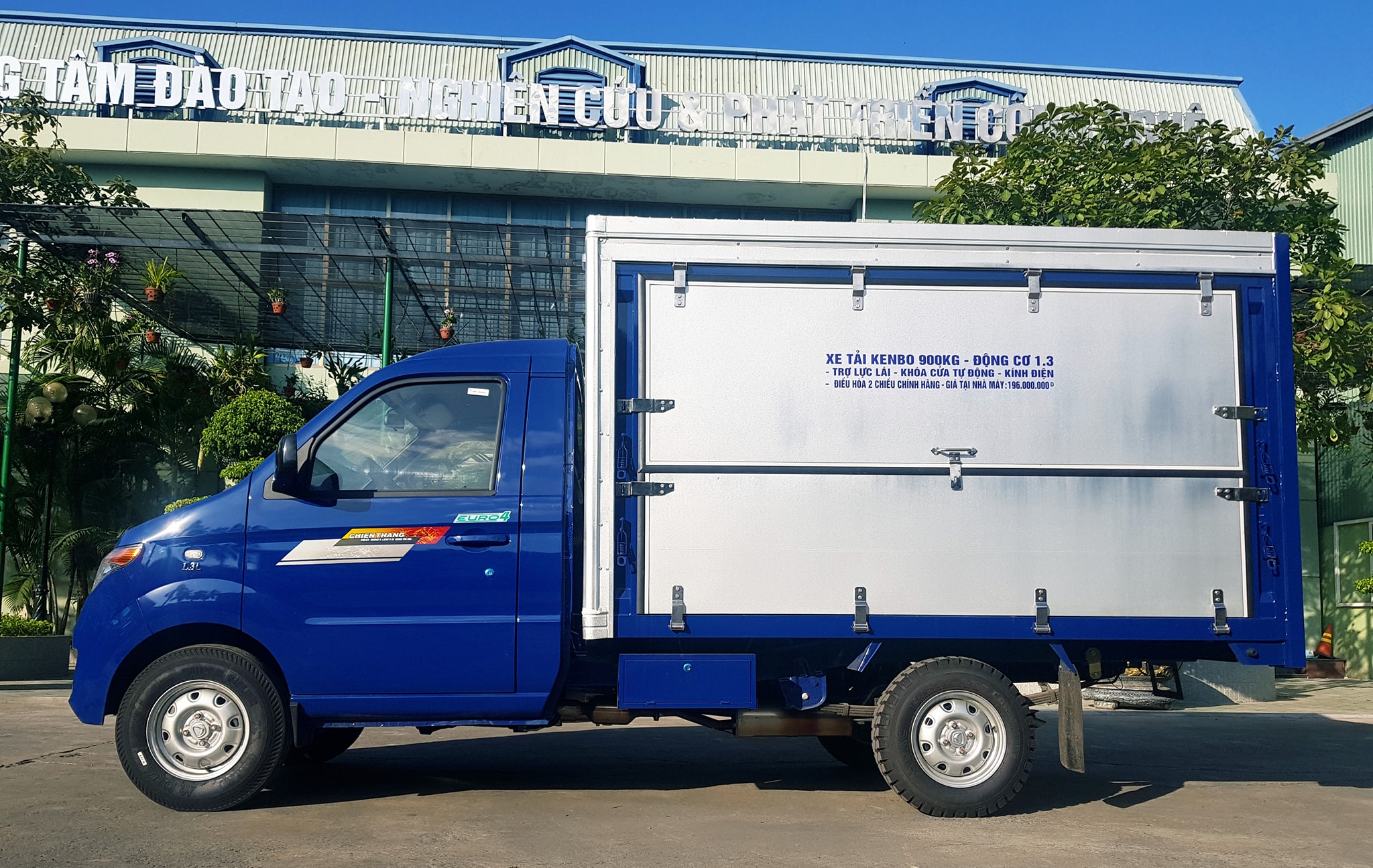 XE TẢI KENBO 900KG THÙNG CÁNH DƠI - BÁN HÀNG LƯU ĐỘNG - Ảnh 5